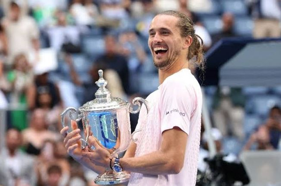 Tenis  Zverev triumfon në  US Open  dhe shkruan historinë