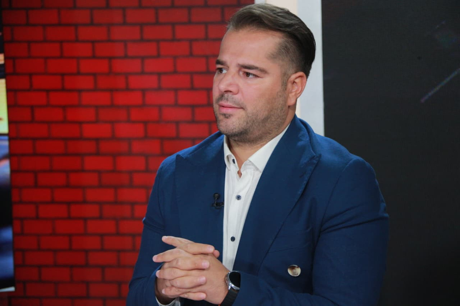 Dënimi i krerëve të UÇK së  Bala  S ka folur asnjë ministër  një fjali tha ai zotëria  marre  asnjë lloj qëndrimi