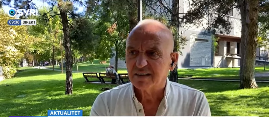  Më ka bllokuar rrugën  e kam me dokumente   Qytetari nga Korça  Do vritemi  më ka izoluar