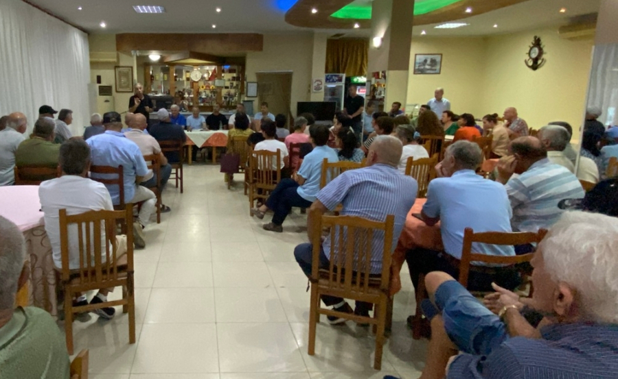Dëgjesa publike në Gradishtë  kundërshtohet shkrirja e Bashkisë Divjakë