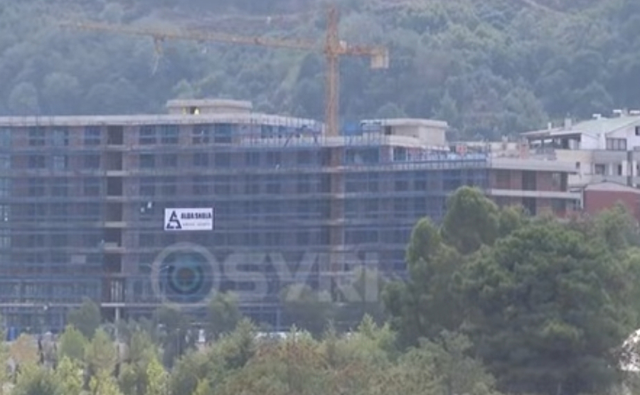 moody-s-kalon-perspektiven-e-shqiperise-ne-pozitive-dhe-ruan-ba3-me-paralajmerim-per-korrupsionin-dhe-cmimet-e-banesave