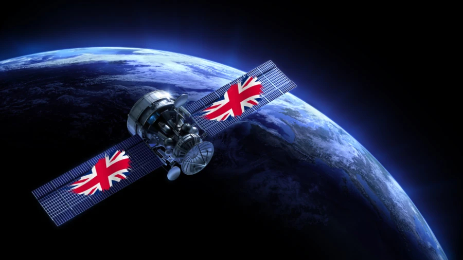 britania-krijon-skuadronin-e-pare-ushtarak-per-luften-ne-hapesire-do-te-mbroje-satelitet-nga-sulmet