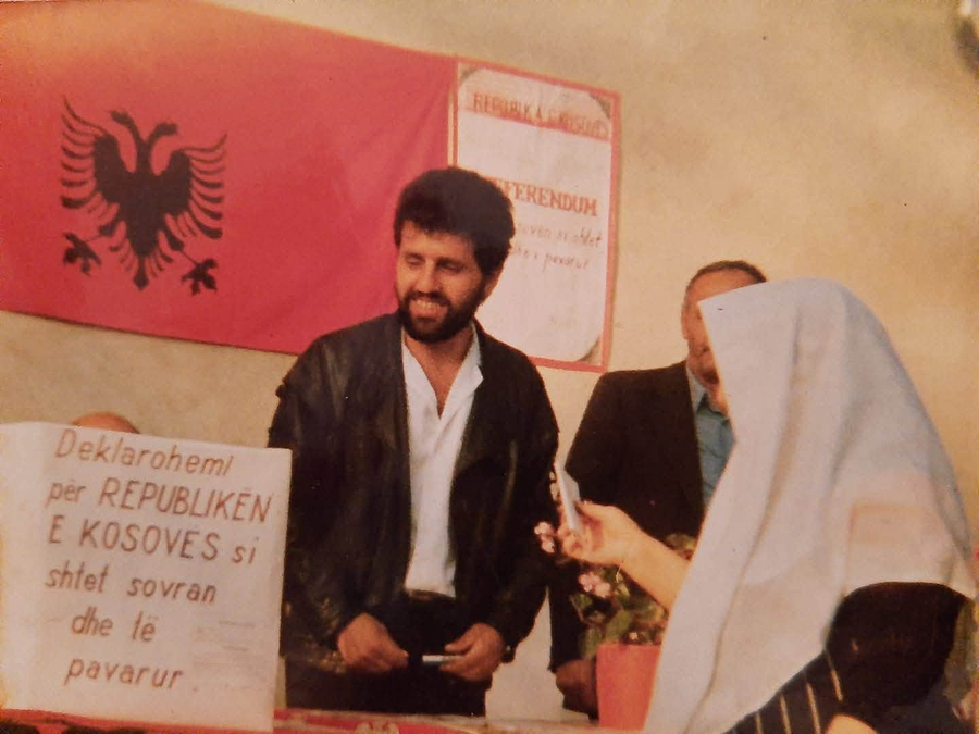 referendumi-i-1991-per-republiken-e-kosoves-sovrane-dhe-te-pavarur-ja-fleta-e-votimit