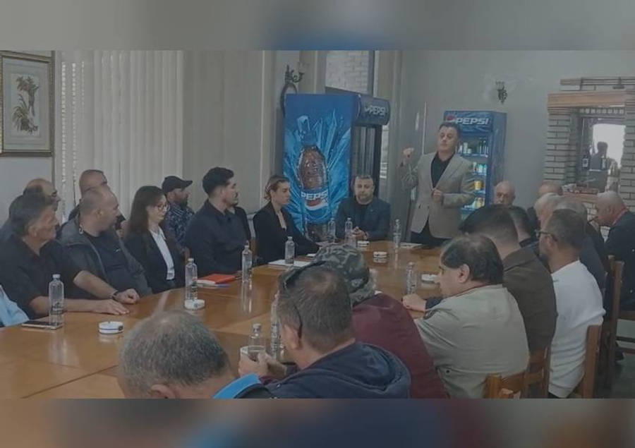 'Zullumi po e kap për fyti Ramën', Noka në Tepelenë: Skandalet e kanë zhveshur totalisht