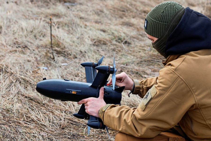 Ukraina gati të legalizojë pornografinë, të ardhurat do të shkojnë për të blerë dronë