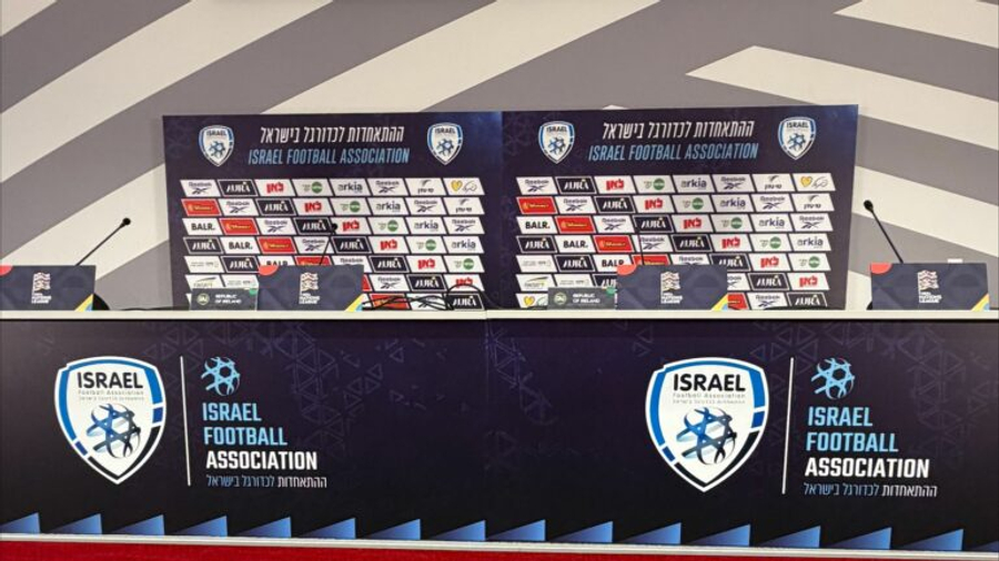 Tek Irlanda refuzojnë të luajnë ndaj Izraelit, shtyhet konferenca për shtyp