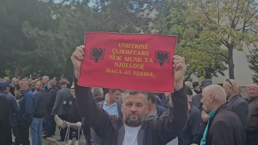 Hasi në mbështetje të UÇK së  qytetarët  Liri për çlirimtarët 
